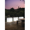 Vaso Kube High con ruote L 80 ambientazione