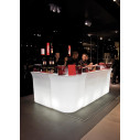 Bancone bar Jumbo Corner luminoso ambientazione