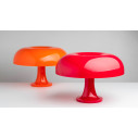 Artemide Nessino Arancio Lampada da tavolo ambientazione