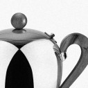 Alessi CA12/8 Bombé Teiera in acciaio Inox dettaglio