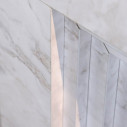 Camino a bioetanolo da terra Bellini in legno effetto Marmo Bianco 96x35x96 Divina Fire dettaglio