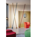 Elastica lampada da terra-soffitto Martinelli Luce ambientazione