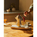 Alessi MDL02/6RFM Pulcina Caffettiera espresso Induzione Alluminio-Rosso 6 Tazze ambientazione