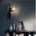 Monkey Lamp Standing Black Outdoor Seletti ambientazione
