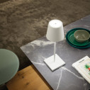 Poldina L DESK Pro LED lampada da tavolo Bianco Zafferano ambientazione