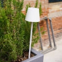 Poldina Pro LED lampada con picchetto Bianco Zafferano ambientazione