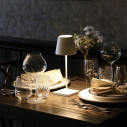 Poldina Mini Pro LED lampada da tavolo Sabbia Zafferano ambientazione