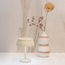 Sister Light Wi-Fi Mini Pro lampada da tavolo Avorio Zafferano ambientazione