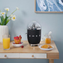 Spremiagrumi Smeg CJF11BLEU ambientazione