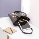 Borsa Travel Kit Black Lipstick Seletti ambientazione