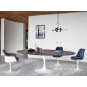 Knoll Saarinen Poltroncina Tulip girevole bianca rivestita ambientazione