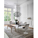 Knoll Saarinen Poltroncina Tulip girevole bianca con cuscino ambientazione
